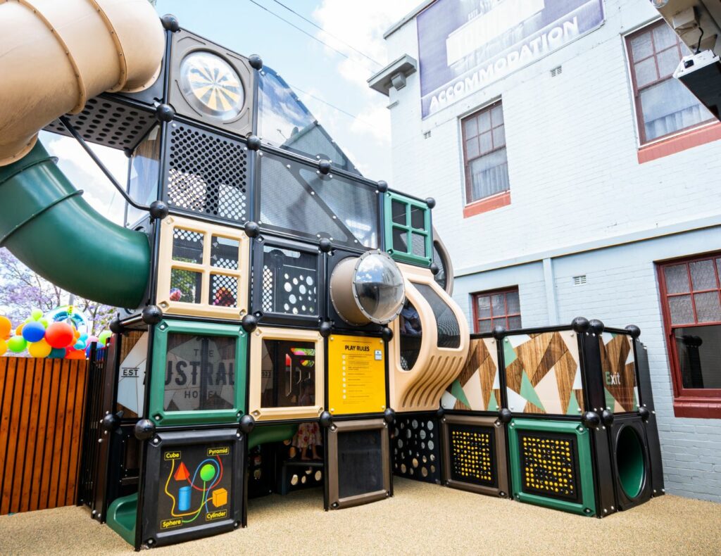 Cube Playground, Australian Hotel